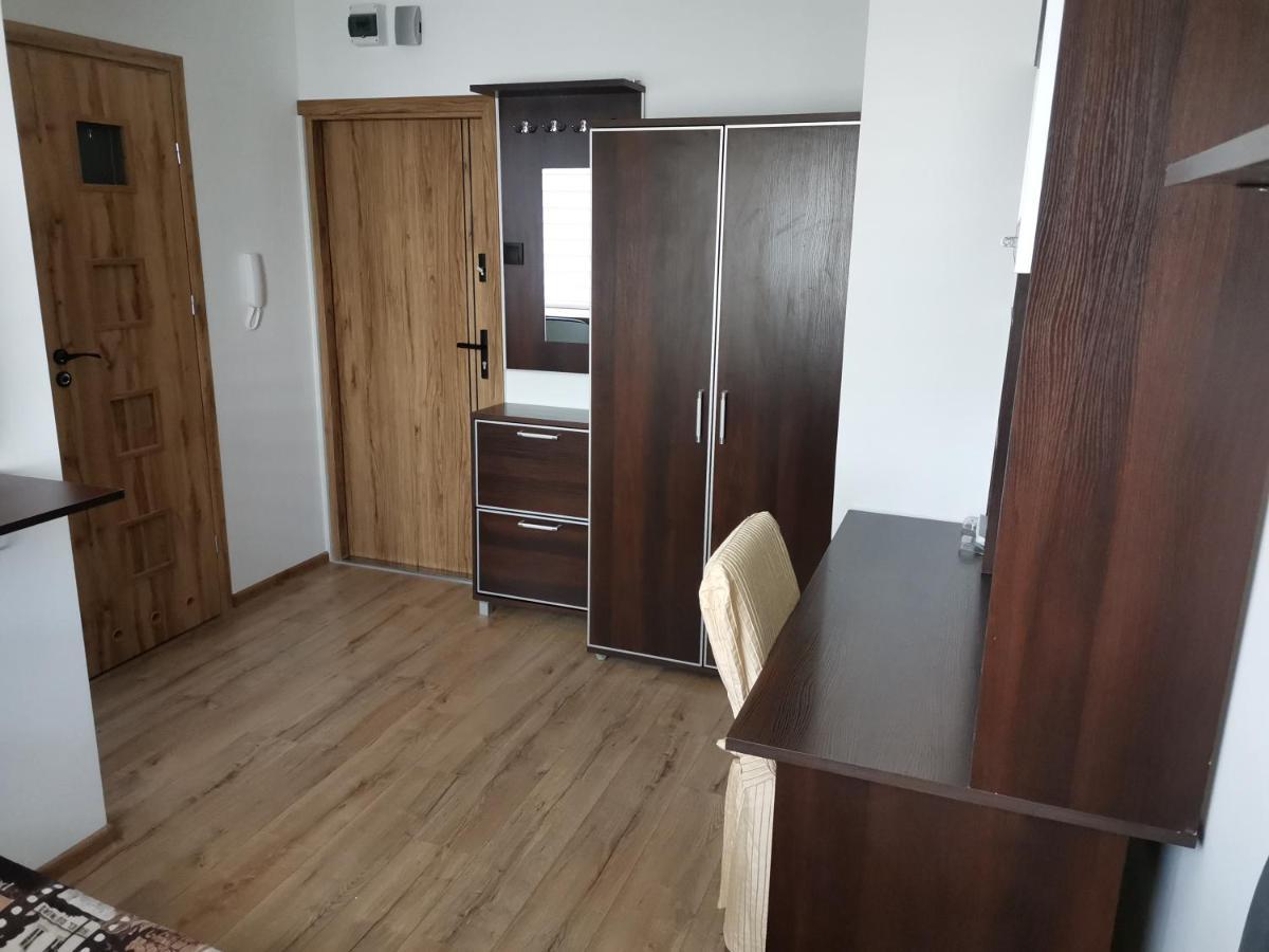 Przytulny Apartament W Wiezowcu - Centrum Miasta Podwislocze 38 Rzeszow Luaran gambar