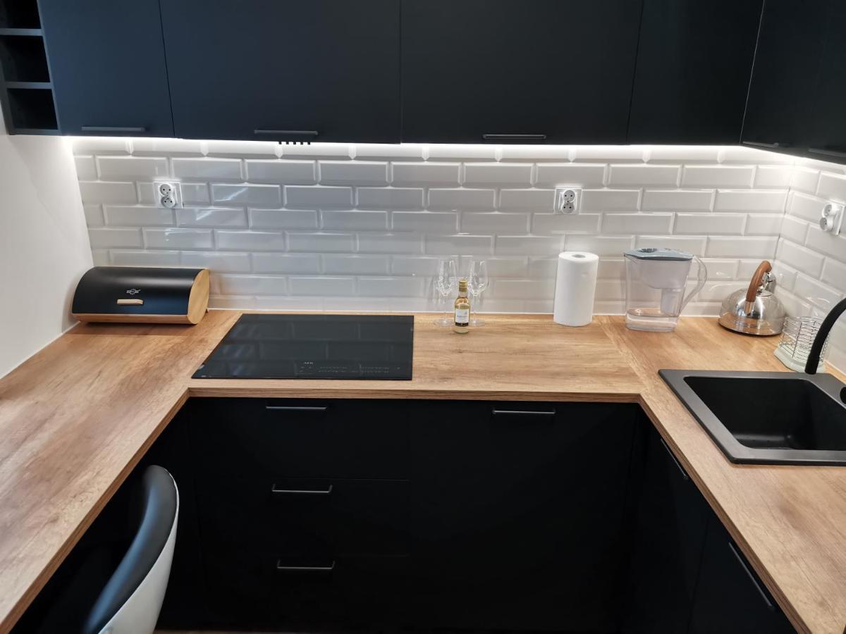 Przytulny Apartament W Wiezowcu - Centrum Miasta Podwislocze 38 Rzeszow Luaran gambar